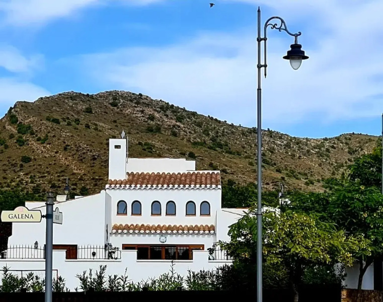 Luxurious Villa in Baños y Mendigo, Spain - Perfect for Families and Groups