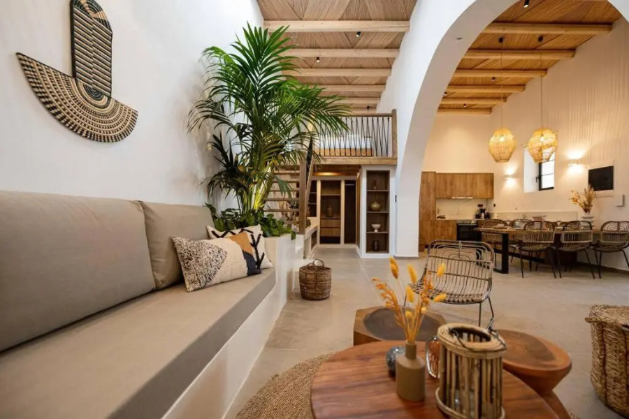 CasaCarma II, private pool, boho design, tradition