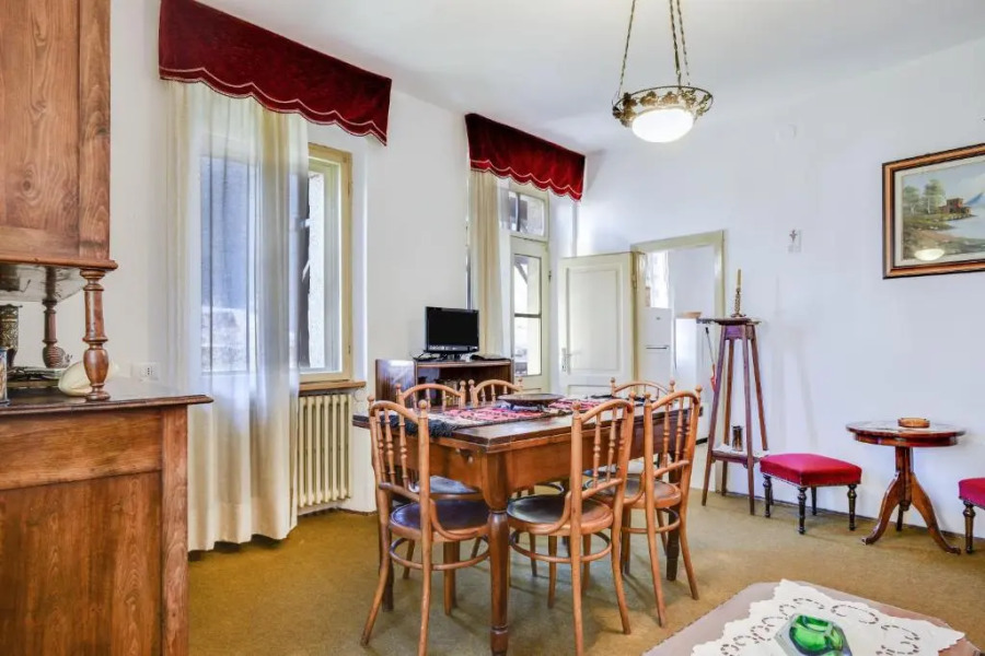 The Grandma's old House