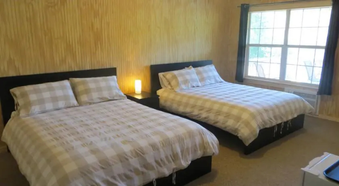 Emerald Lake Nude Resort