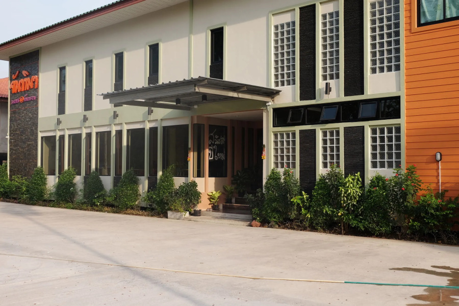 Juntima Place at Amphawa