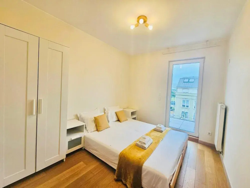 Two bedrooms with parking in Hesperange