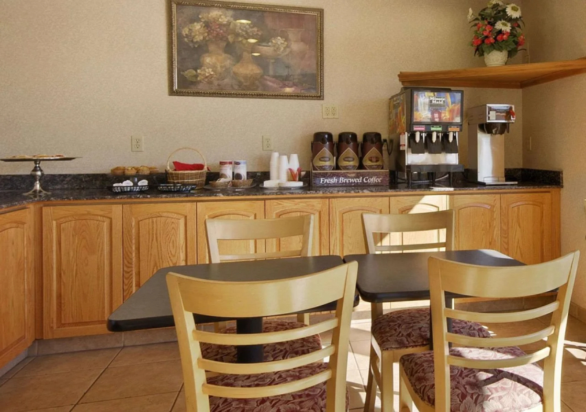 Olive Tree inn & Suites