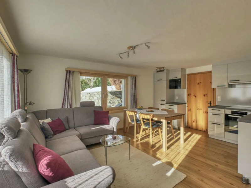 Ferienwohnung Chasa Plajet 8B