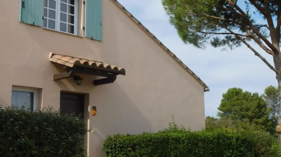 Les Bougainvillees Les gîtes
