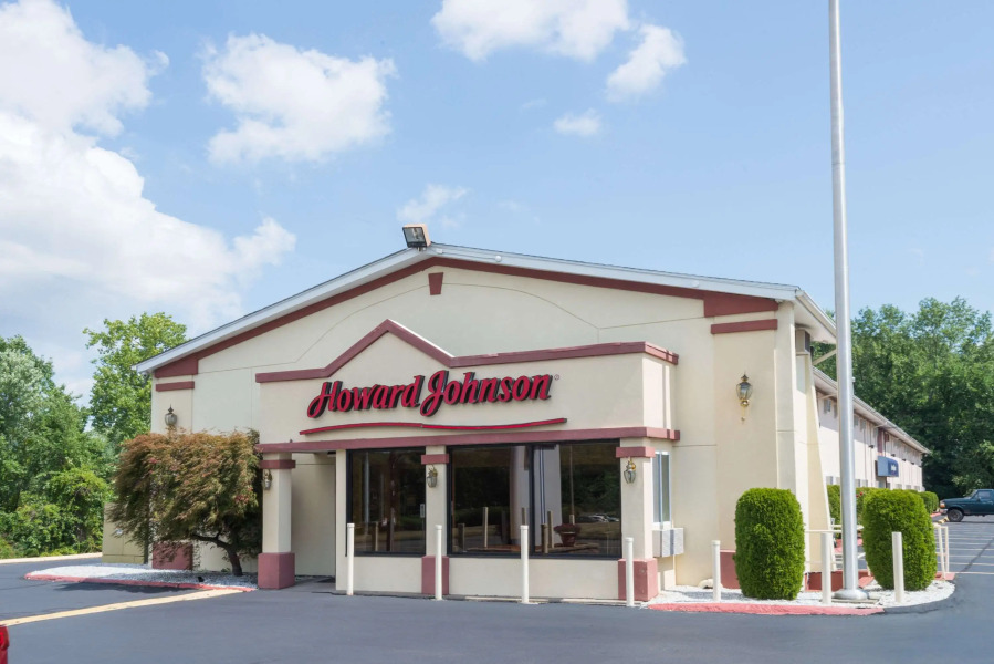 Howard Johnson by Wyndham Hartford South – Rocky Hill