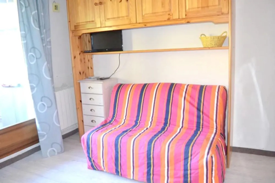 Studio in Allos, With Wonderful Mountain View and Furnished Balcony - 100 m From the Slopes