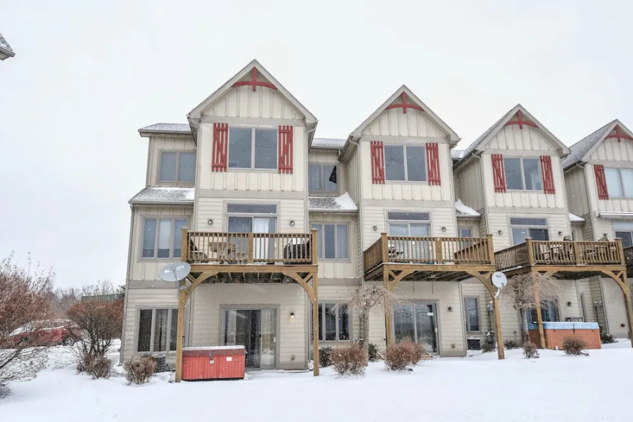 Another Day in Paradise 4 Bedroom Townhome