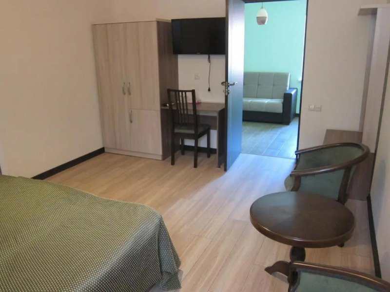 LucyTour Hotel Resort