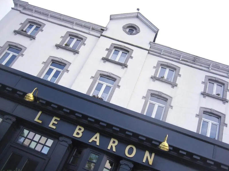 Le Baron Apartments