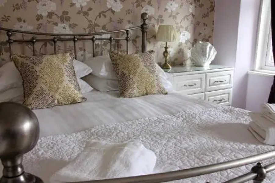 Stone Guard Guest House