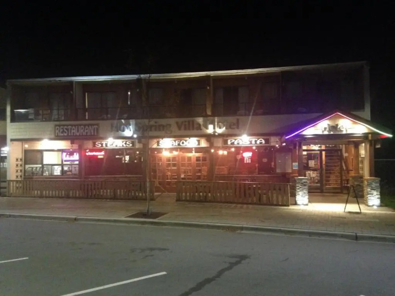 Hot Spring Villa Hotel