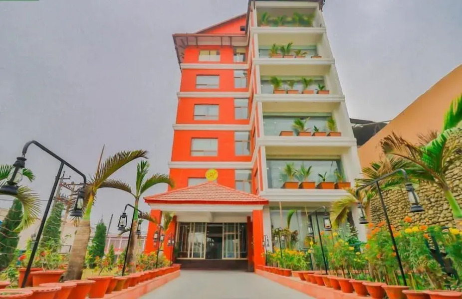 Capital O 753 Ratna Hotel