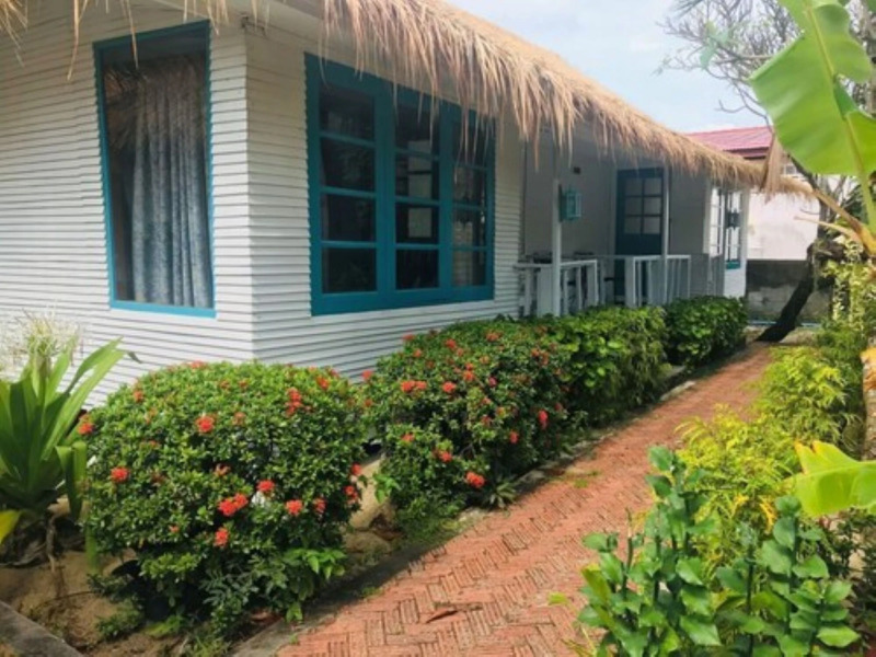 Sand Sea Beach Resort