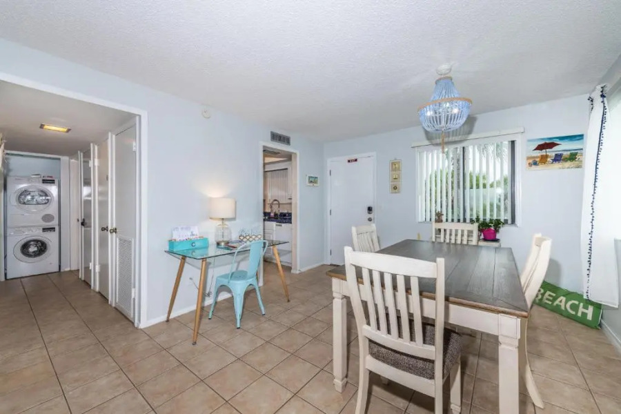 Lovely 2 Bedroom Beachfront Condo