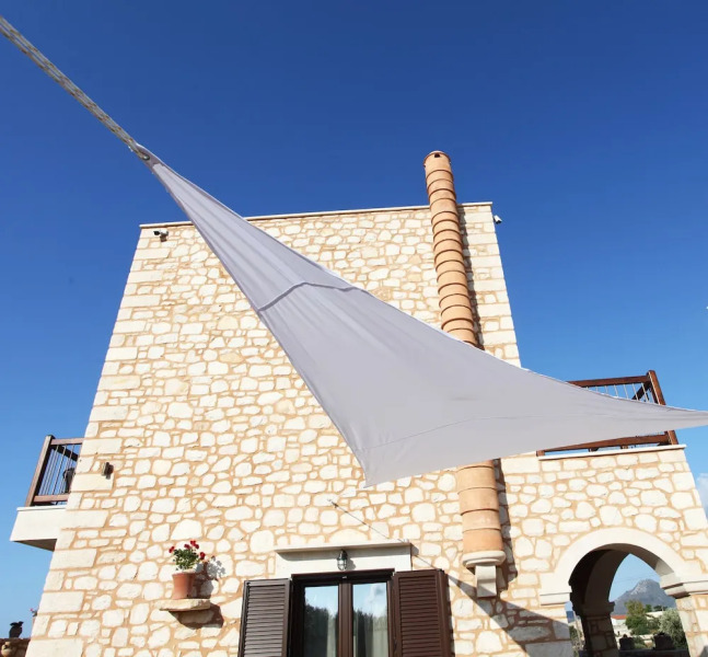 Villa with private pool near the beach