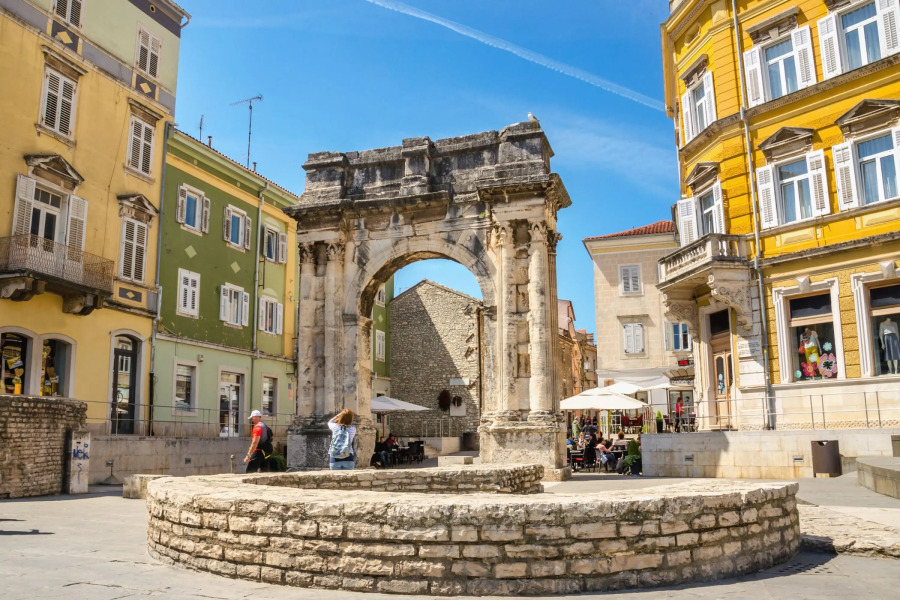 Pool Apartment Suzi 10