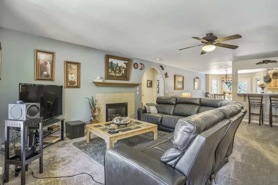 6bdfamily Mountain Getawayhot Tubminutes to Pikes Peak and Charis College