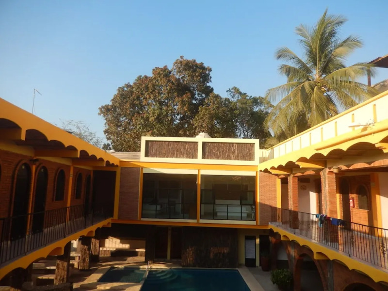 Bungalows y Hotel Lizmar