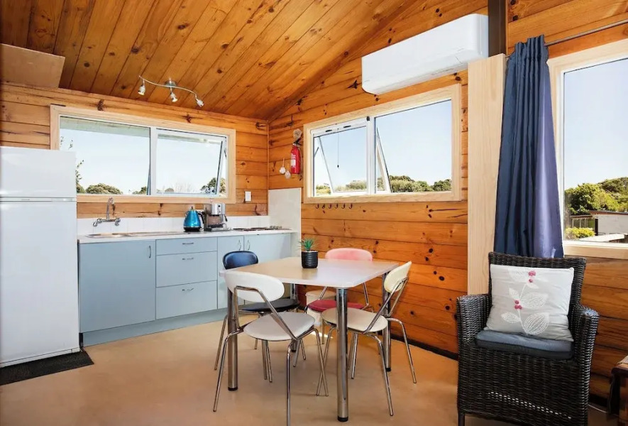 Nikauscapes - Hot Tub in Punakaiki village