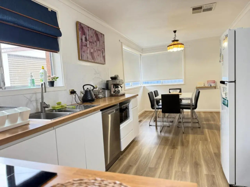 Scullin 3BR House, Free WiFi, Netflix, Parking