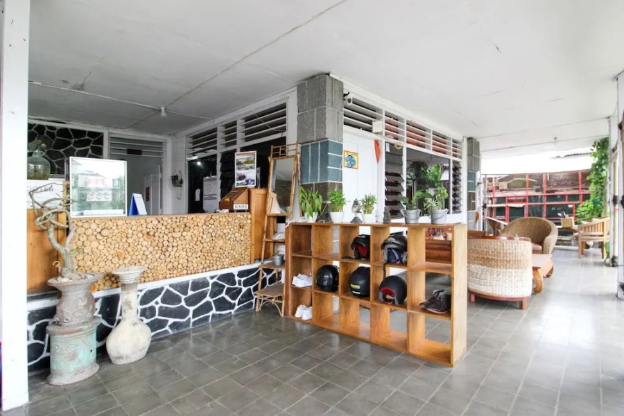 RedDoorz near Rumah Sakit Wirosaban