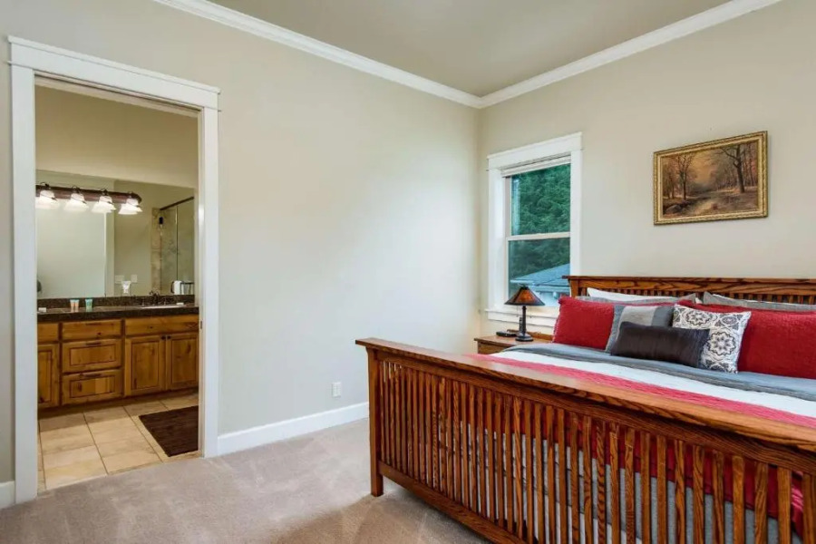 Vista Point Lake House