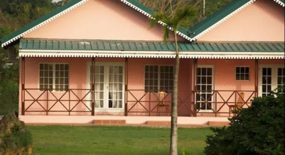 Canoe Bay Beach Resort