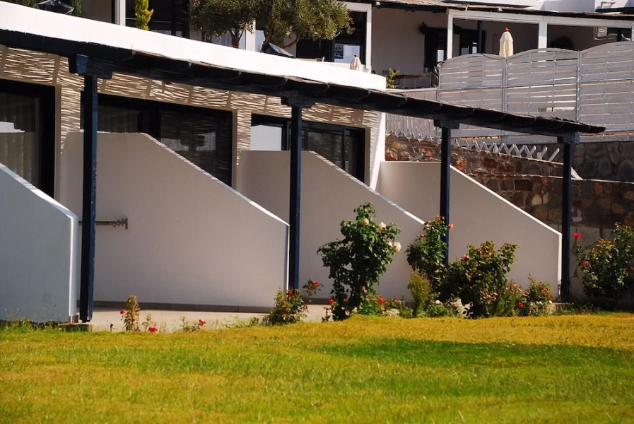 Samothraki Beach Apartments and Suites Hotel