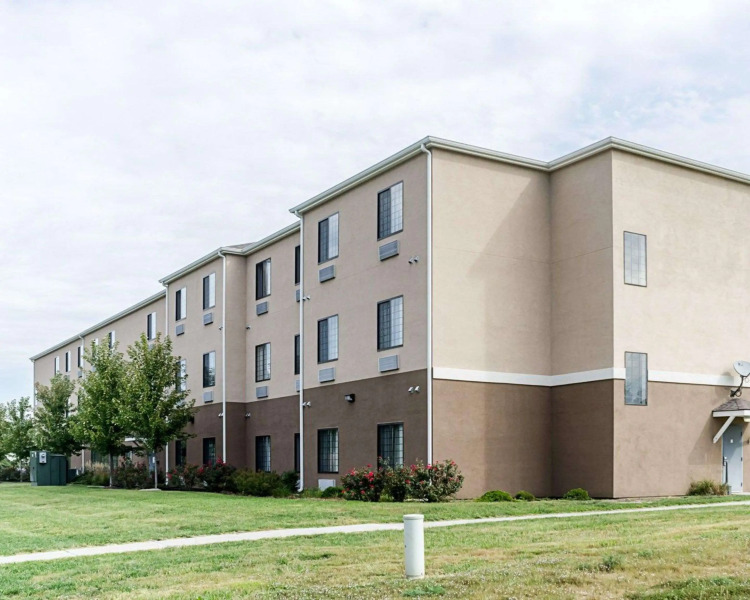 Comfort Inn & Suites Lawrence - University Area