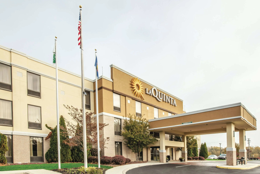 La Quinta Inn & Suites by Wyndham Mechanicsburg - Harrisburg