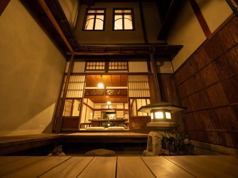 Inase Otsu Machiya Bed & Breakfast