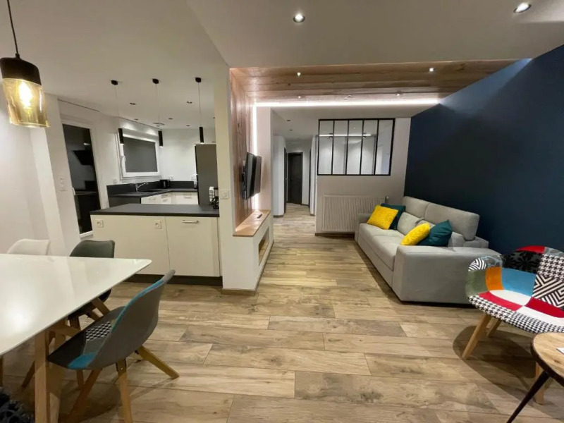 Bel appartement T3 75m² entièrement rénové.