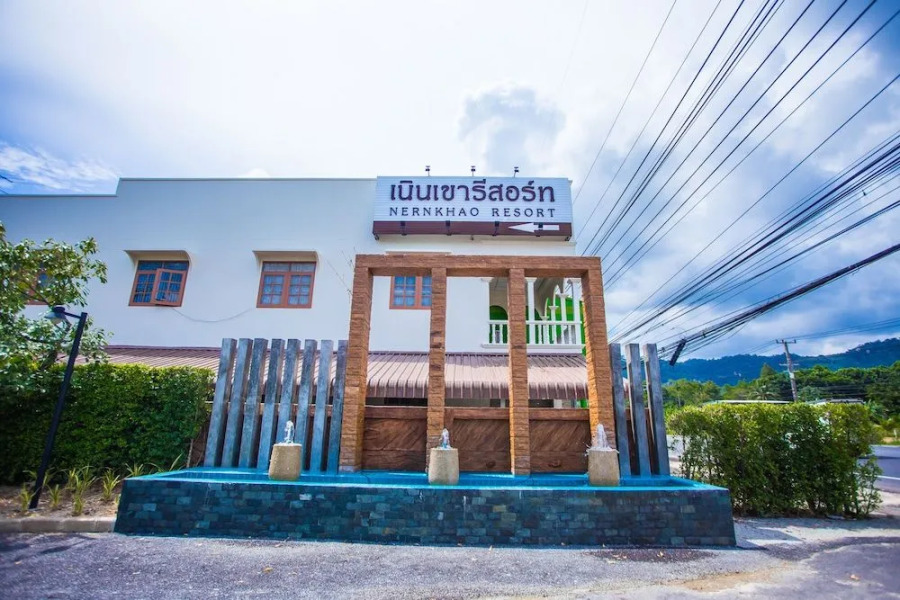 Capital O 370 Nernkhao Resort