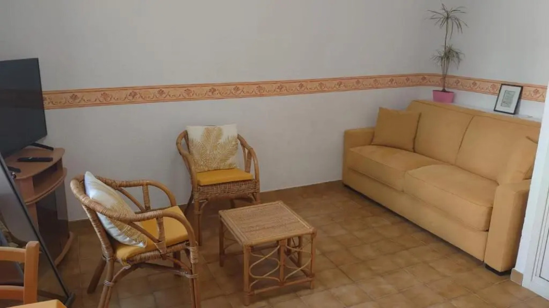 Studio climatisé à proximité des plages et des commerces