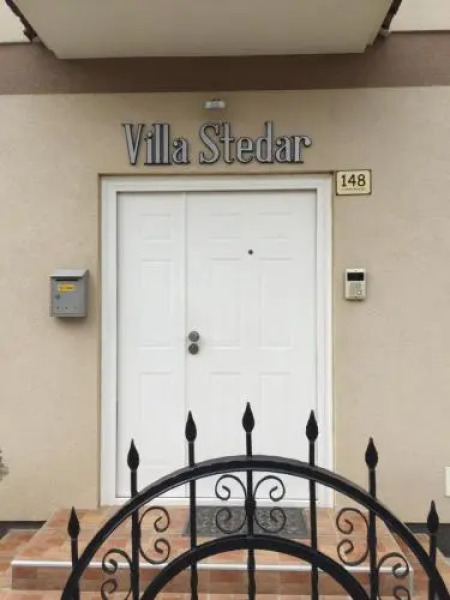 Villa Stedar
