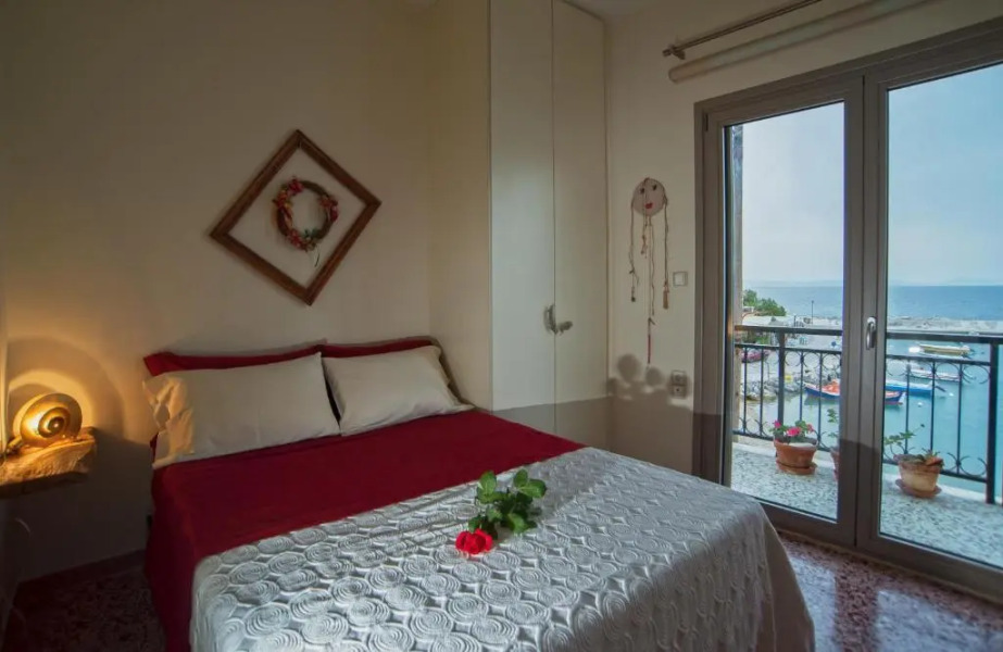 Eftopia Beachfront 3-bedrooms apartment