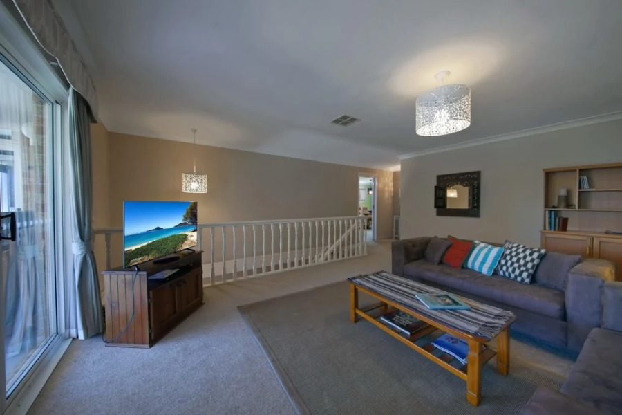 Sandy Point Road, 151