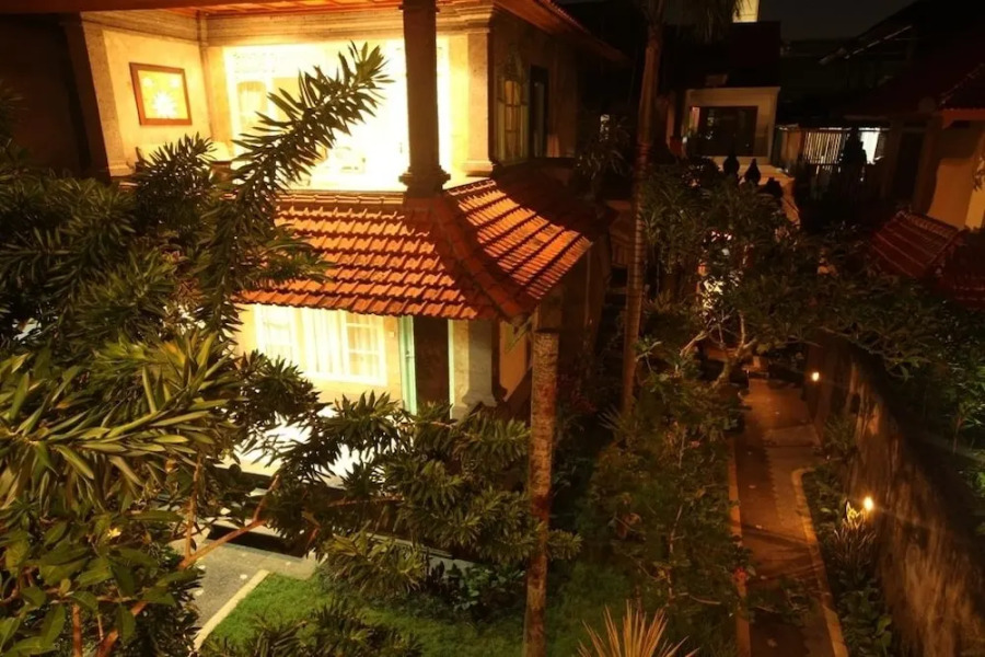 Nyoman Karsa Bungalow