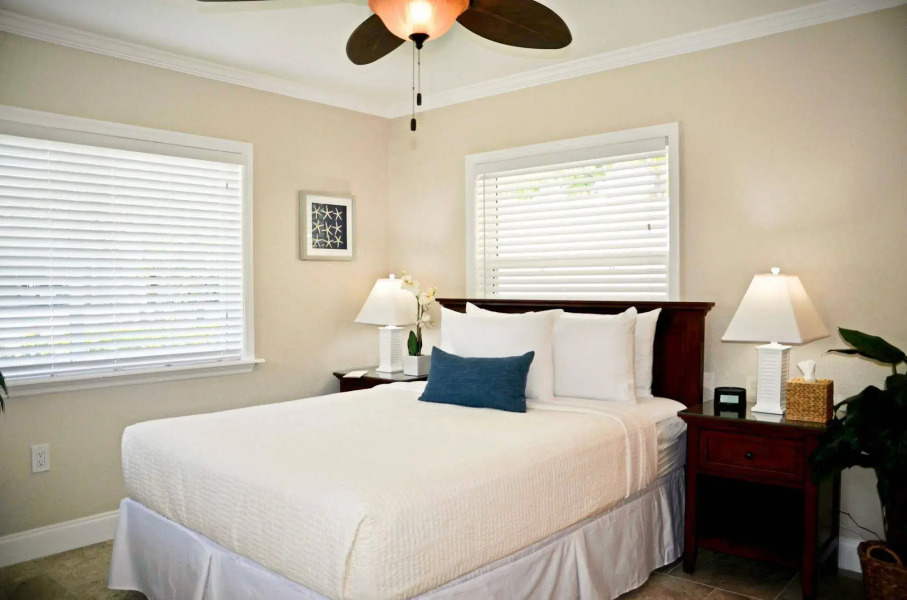 Twin Palms at Siesta