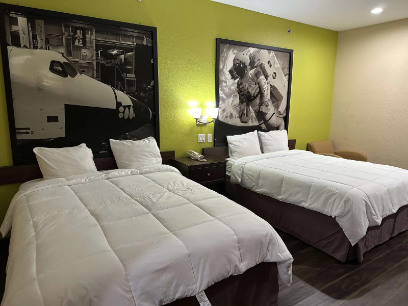 Red Lion Inn & Suites IAH Airport East