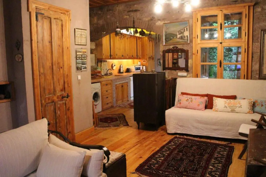 Stone House with Garden in Cunda/Ayvalik