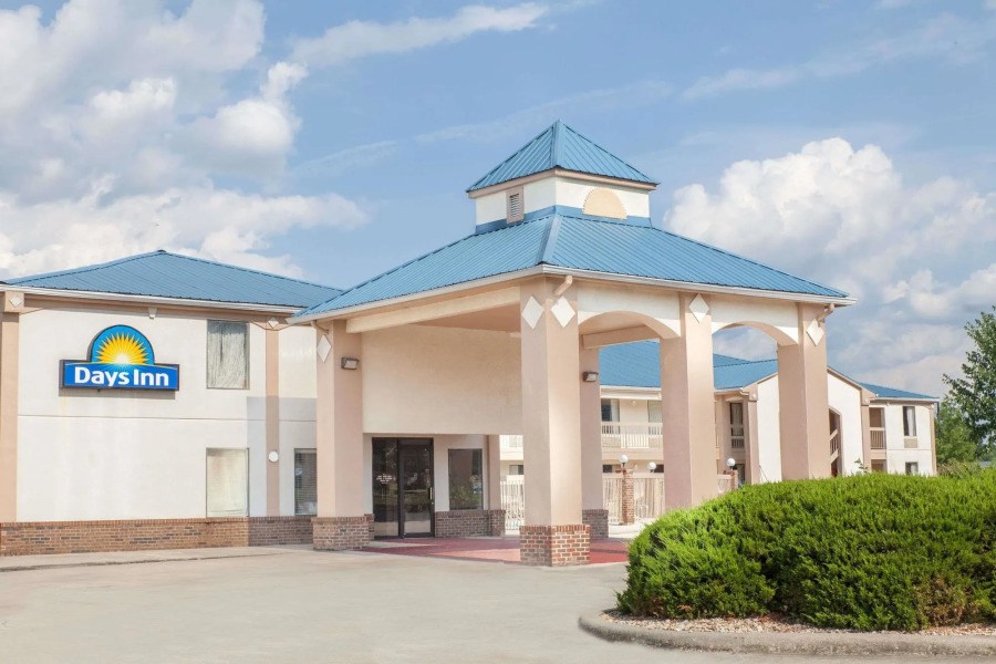 Days Inn by Wyndham Decatur Priceville I-65 Exit 334