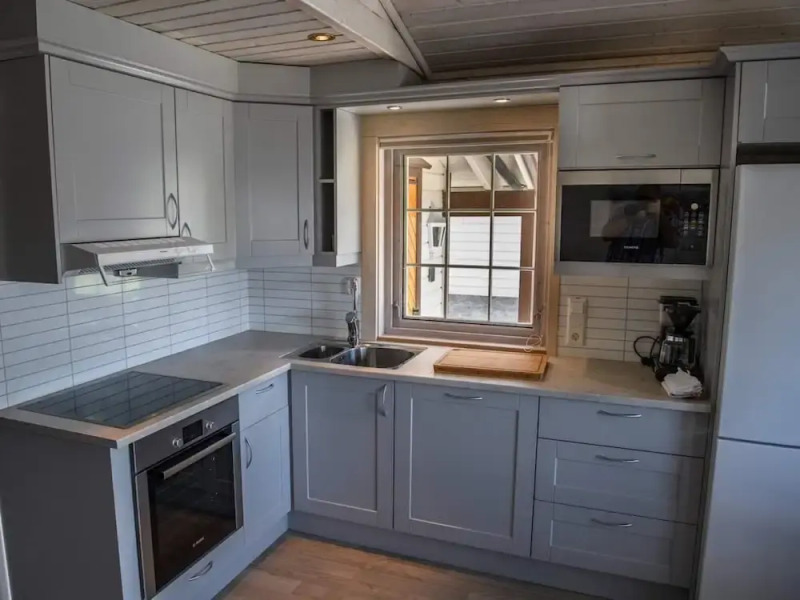 Spacious Holiday Home in Kinsarvik