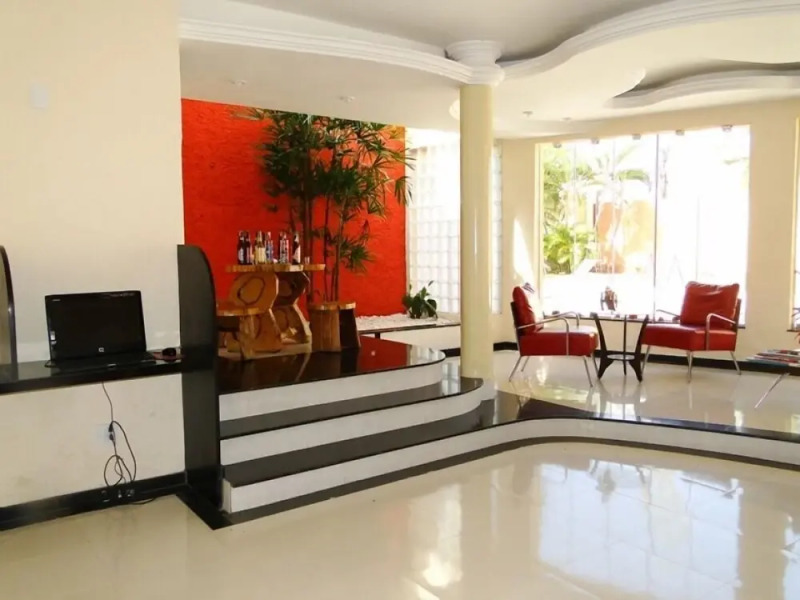 Valley Hills Hotel