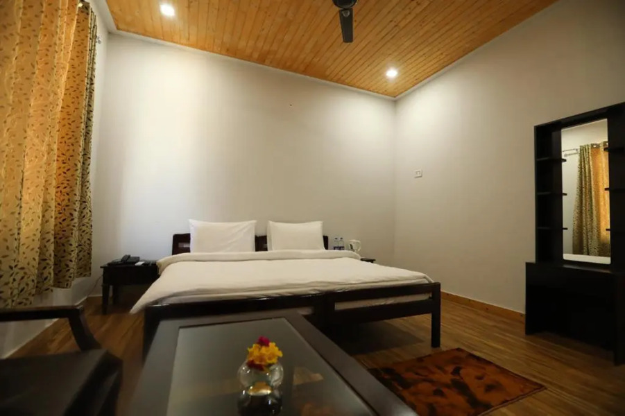 Le ROI Floating Huts and Eco Rooms