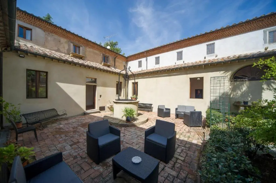 Chiostro delle Monache Hostel Volterra