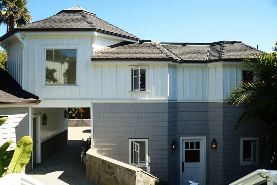 Luxurious French Style Oceanside Malibu House