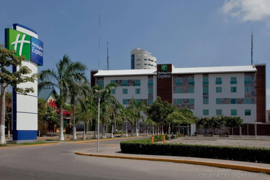 Holiday Inn Express Villahermosa Tabasco 2000 by IHG