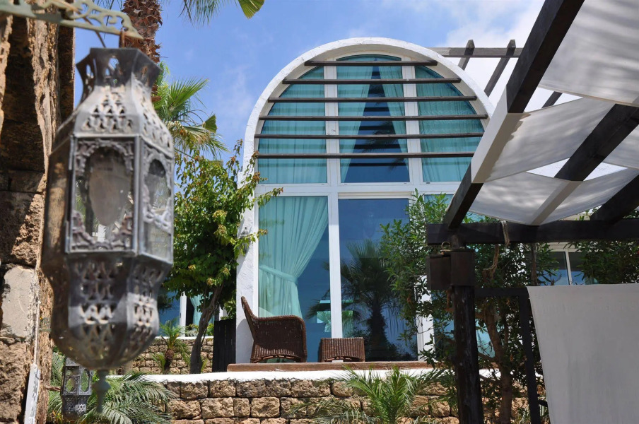 Warwick Pangea Beach Resort & Spa